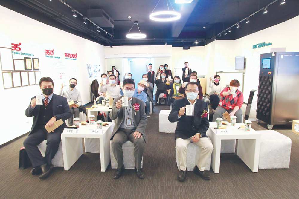 ●電池測試專業廠承德科技,歡慶35周年,舉辦研討會。圖/葉圳轍 image