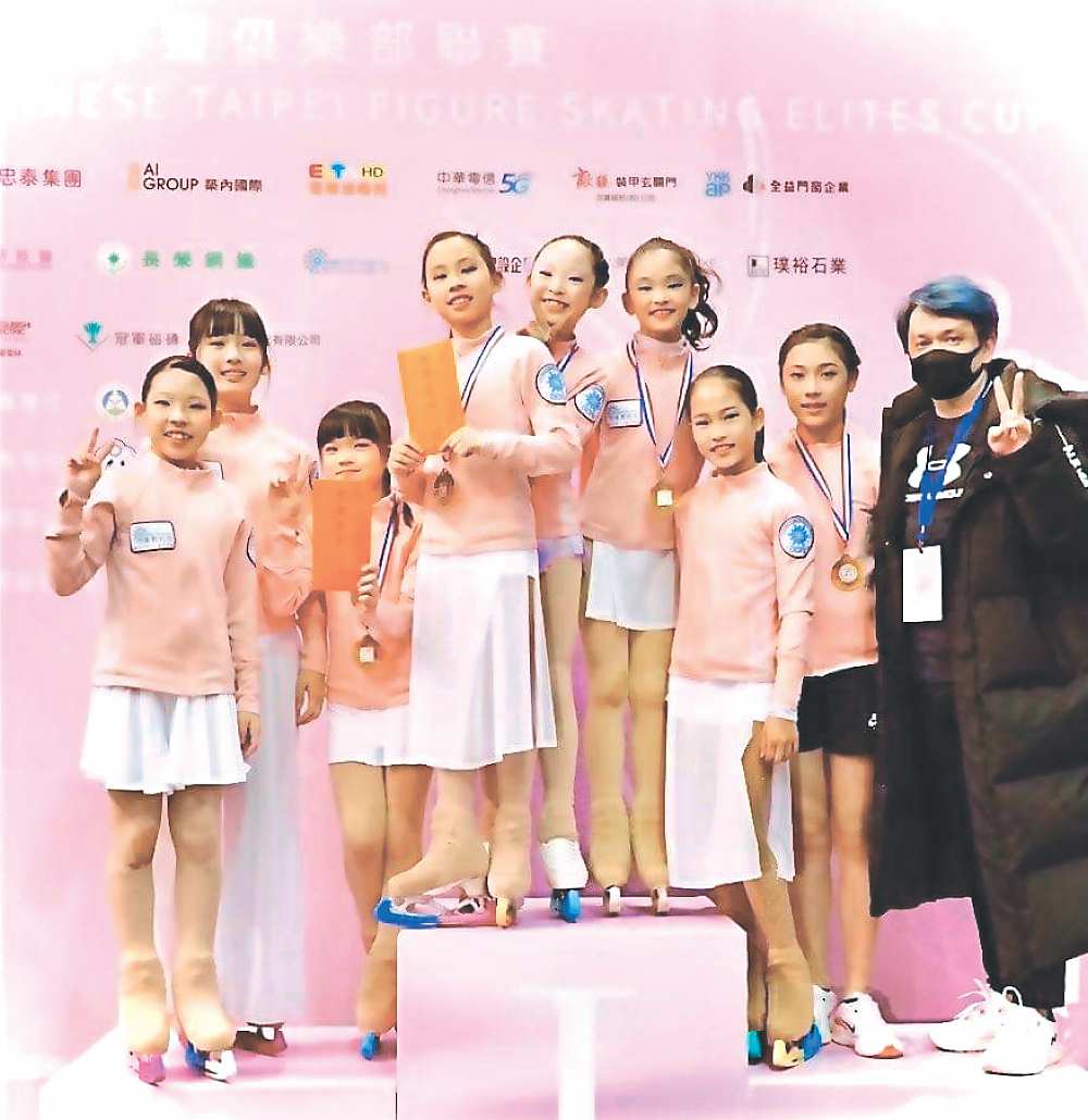 ●匯聚科技贊助DCFS張家班花滑團隊拿下2金1銀2銅佳績,也包辦團體賽1、2名。圖╱匯聚科技提供 image