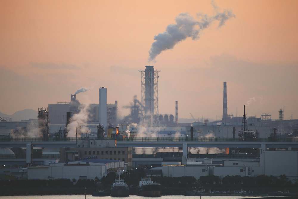 ●90央行與金融機構首長6月召開線上大會,一起商議氣候變遷對經濟的影響與風險。圖/路透 image