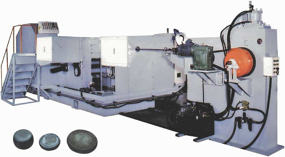 ●桂全「盤圓切斷成型機」切斷、壓扁自動化一次完成。圖/業者提供 image