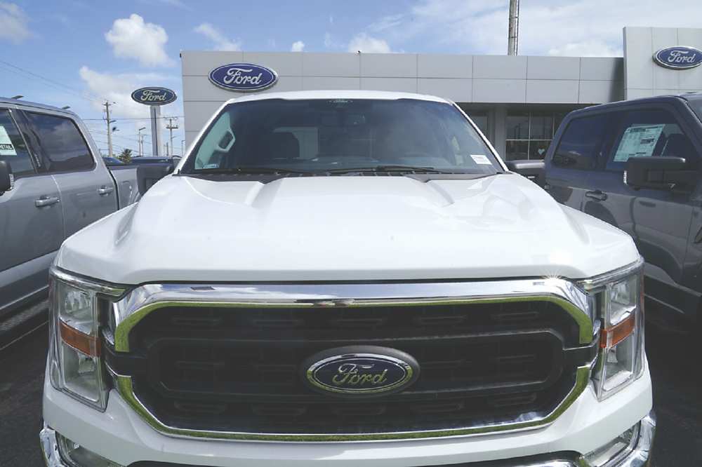 ●除通用與福特縮減產能外,豐田、本田、Stellantis等車廠,近期也因缺晶片而相繼宣布關閉更多產線。圖/美聯社 image