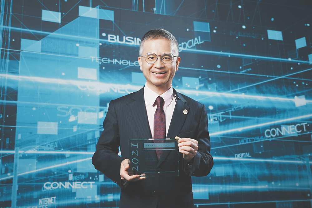 ●中華電信獲Frost & Sullivan頒發三項大獎,圖為中華電信總經理郭水義。圖/中華電信提供 image