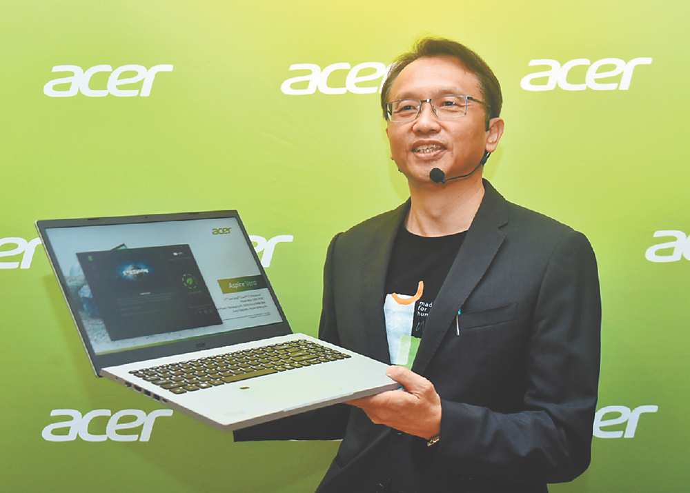 ●宏碁線上新品發表會,董事長陳俊聖表示,Vero綠色環保筆電是一款具有永續概念且可自行擴充升級的筆電。圖/顏謙隆 image