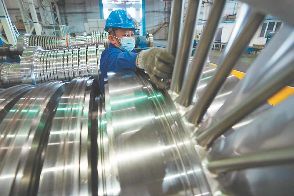 ●大陸今年來經濟數據均不如預期,加上物價走升及多地實行封控措施,經濟下行是不爭的事實,台灣應關注可能衝擊及採適當因應對策。圖/新華社 image