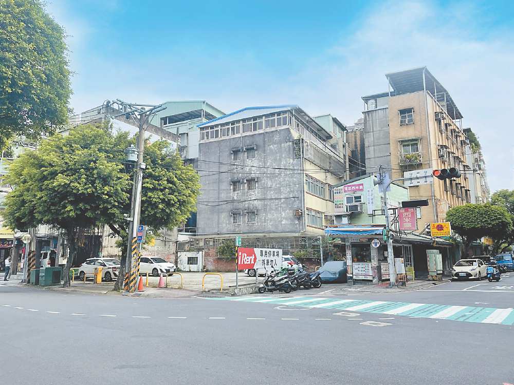 ●普華國際不動產標售基地坐落於新北市永和頂溪商圈文化路之「新北永和捷運頂溪站建地」。圖/普華國際不動產提供 image