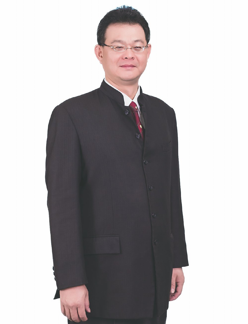 ●永旭保經董事長范國樑期許所有想要改變的人以「未來從現在開始」開創新局面,力邀更多菁英搭上機會列車,開創自己成功的未來。圖/永旭保經提供 image