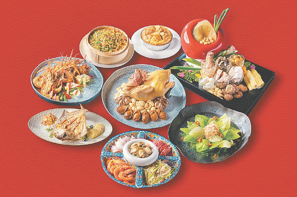 ●六人份的富貴套餐包含五福拼盤、X.O醬時蔬龍蝦及蓬萊排翅佛跳牆等菜色,售價16,888元。圖/台北福華大飯店提供 image
