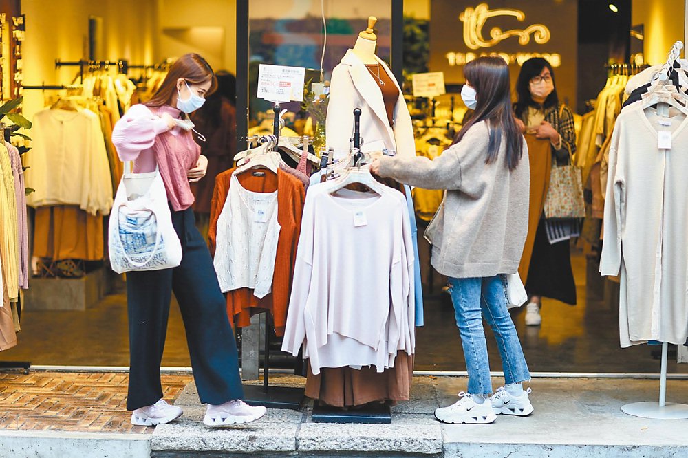 ●製造、服務、營建三大產業,元月營業氣候全面上升,國內景氣已慢慢變好。圖/本報資料照片 image