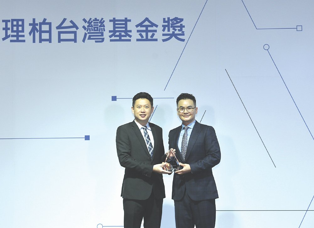宏利投信總代理境外基金榮獲理柏台灣基金獎。圖/顏謙隆 image