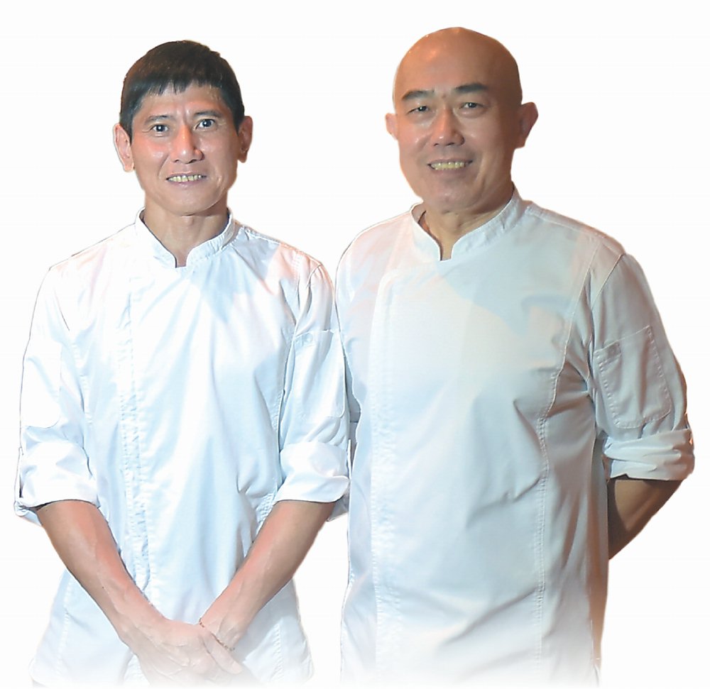 ●〈元紀〉行政主廚林菊偉(左)和主廚張志民,皆曾在知名餐廳歷練掌廚。 圖/姚舜 image