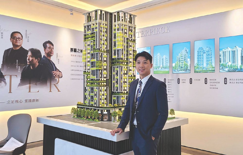 ●富旺國際副總經理林祐任表示,富旺千蘊創造永續建築新思維,外觀語彙以「綠色積體電路」為概念打造地標綠建築。圖/王妙琴 image