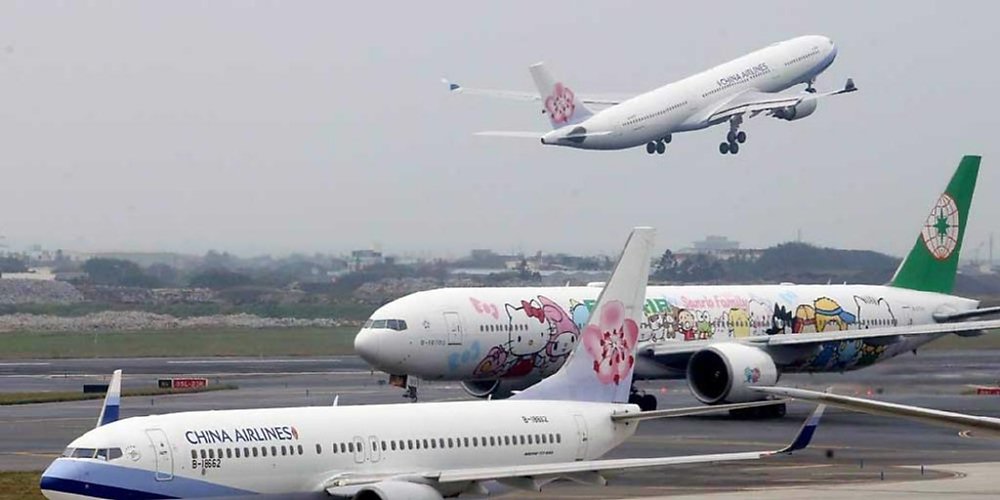 飛機延誤事件頻傳,理賠件數也大增,產險業者表示,消費者只要依照保險契約備齊文件,大部份理賠案件很快就可獲理賠,不過仍有部分消費者誤解理賠條件,無法獲補償。圖/本報資料照片 image