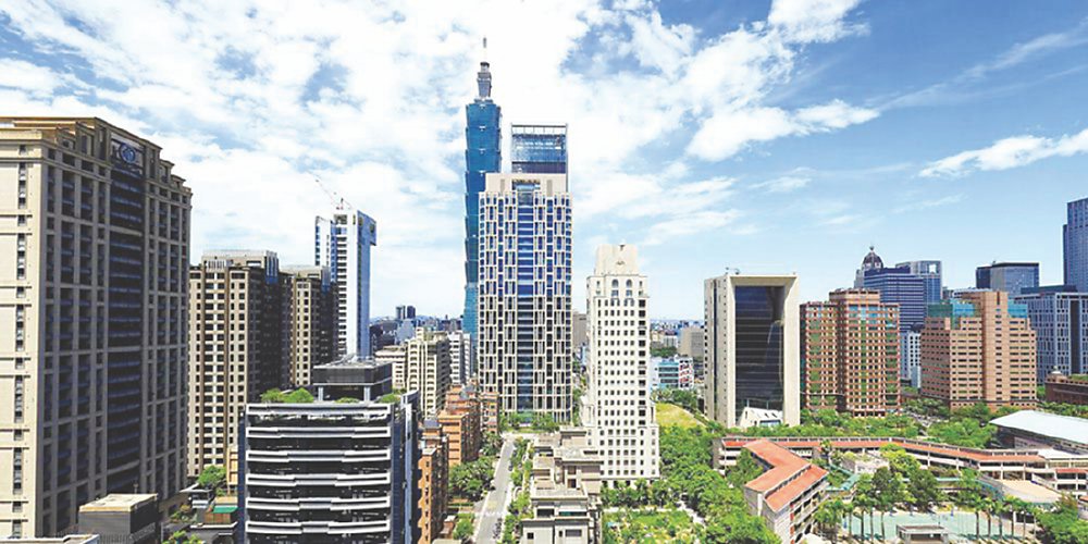 中央銀行19日舉行本季理監事會議,祭出第七波房市選擇性信用管制、推出四項新措施,總裁楊金龍表示,這次壓力比前六波管制總和還要高。圖/本報資料照片 image