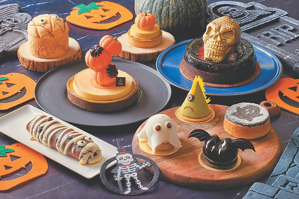 ●JR東日本大飯店台北「Platform月台町」大廳酒吧「幽靈與惡魔」主題的萬聖節雙人下午茶,包含甜點、鹹點及咖啡、茶等飲品,餐價1,400元+10%。圖/JR東日本大飯店提供 image