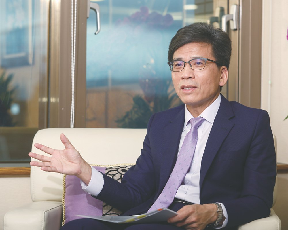 力拚發展亞洲資產管理中心,金管會主委彭金隆12月6日將帶隊=赴高雄探路。圖/本報資料照片 image