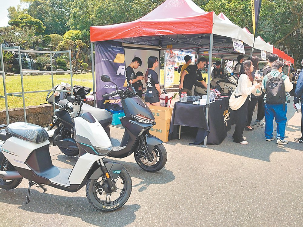 ●RPM攜手淡江大學,推動全台先例大專院校層級的「機車騎乘安全生命實務訓練課程」。圖/陳宥學 image