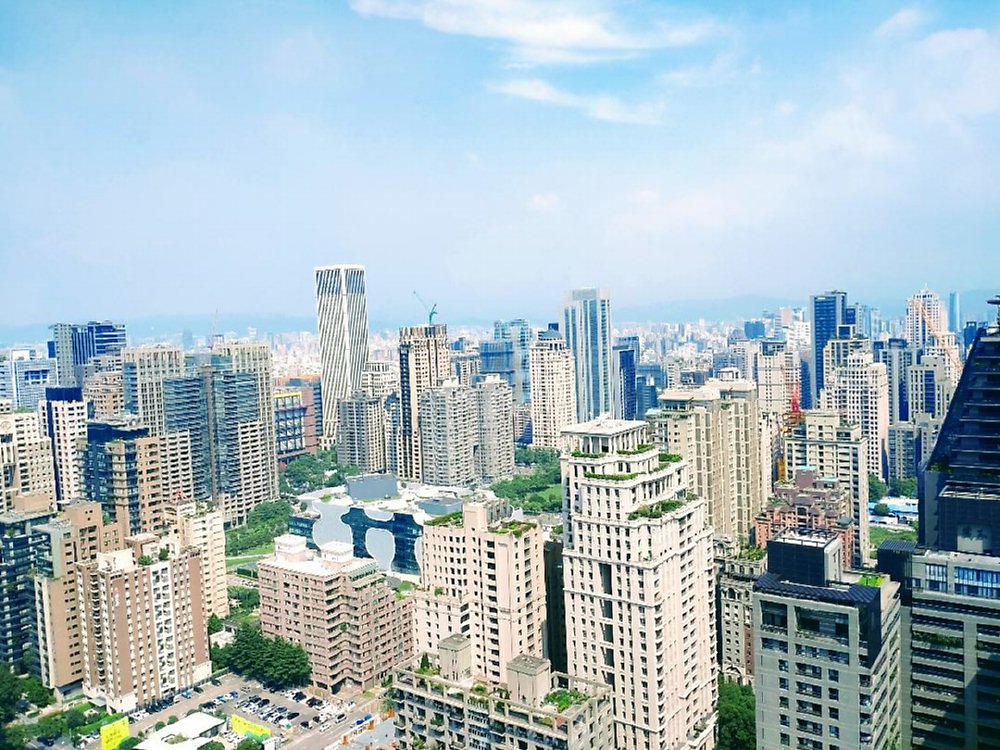 今年房市買氣持續低迷,但台中仍有部分指標建案逆勢突圍,銷售交出亮眼成績。圖/本報資料照片 image