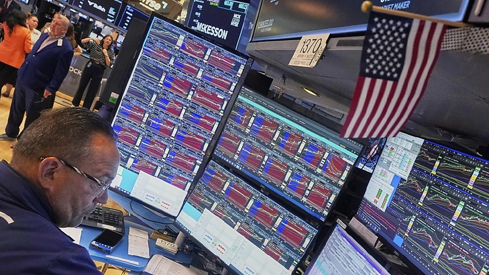 AI科技起源地美股今年大放異彩,吸引資金「錢進美股」。圖/美聯社 image