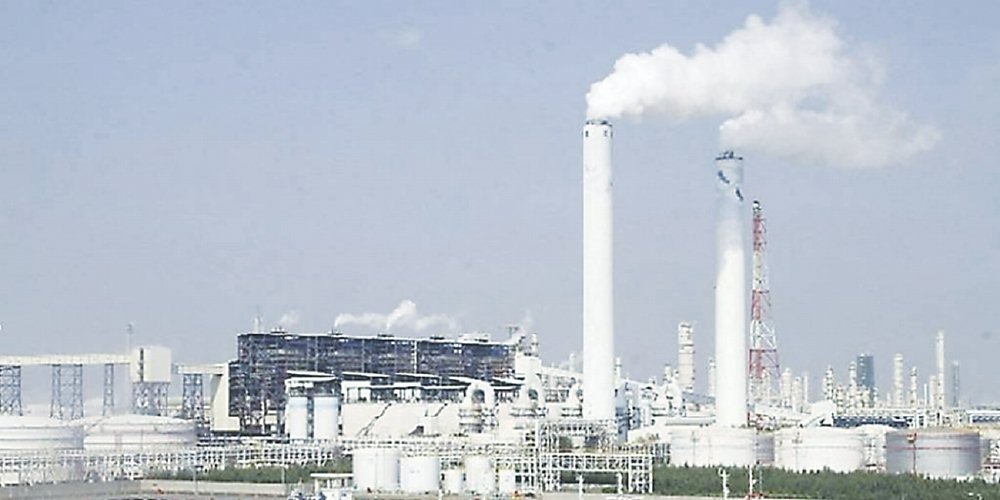 國際運動品牌大廠愛迪達財報優於預期,加上需求增溫及2026年世界盃足球賽備貨潮,有利切入供應鏈的化工族群。示意圖。圖/本報資料照片 image